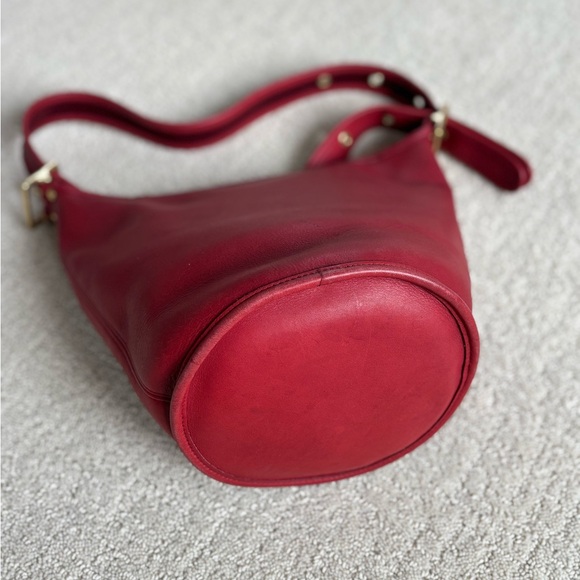 Vintage Coach Helena Duffle Bag - Picture 6 of 8